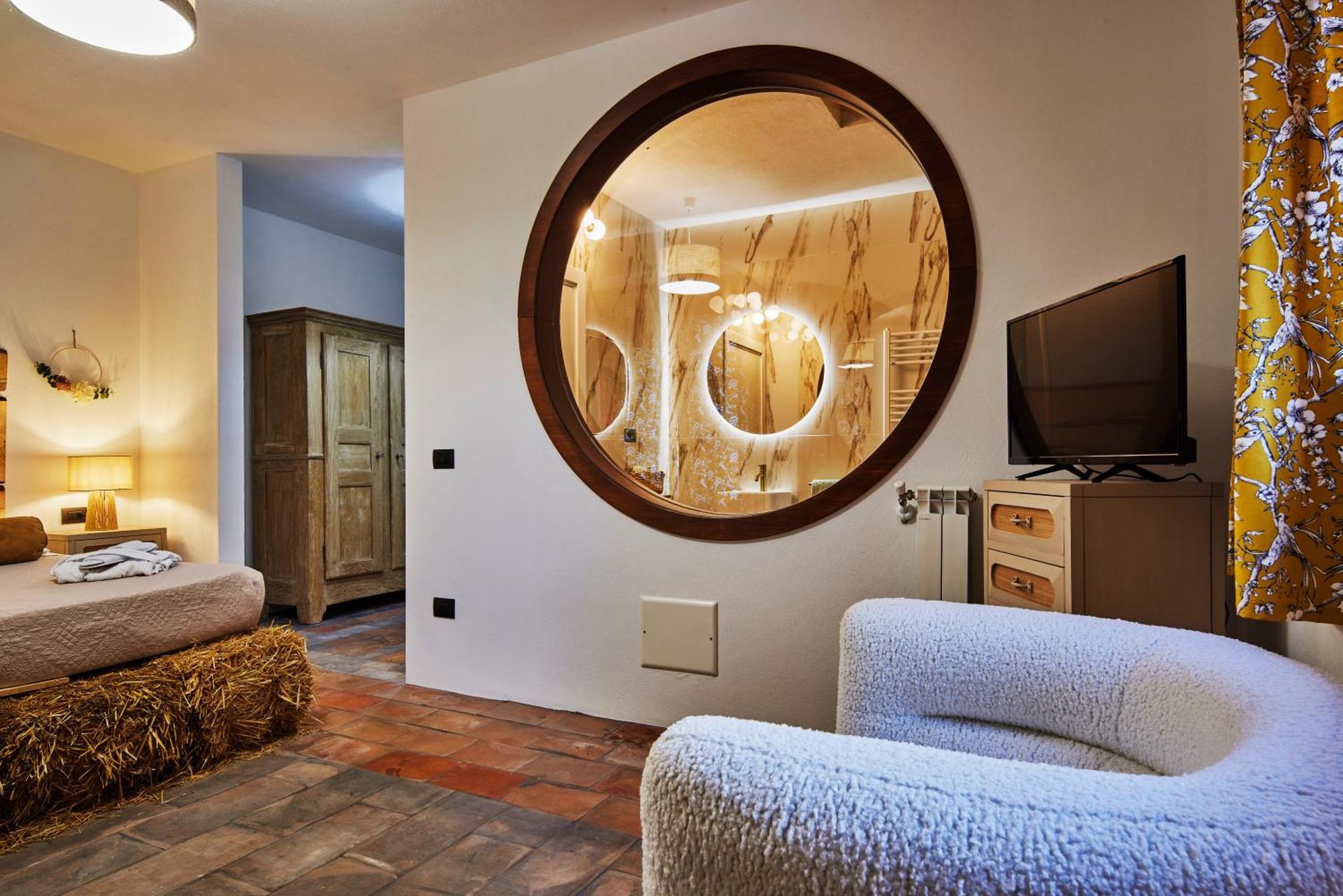 Cascina Mirandola Farm stay