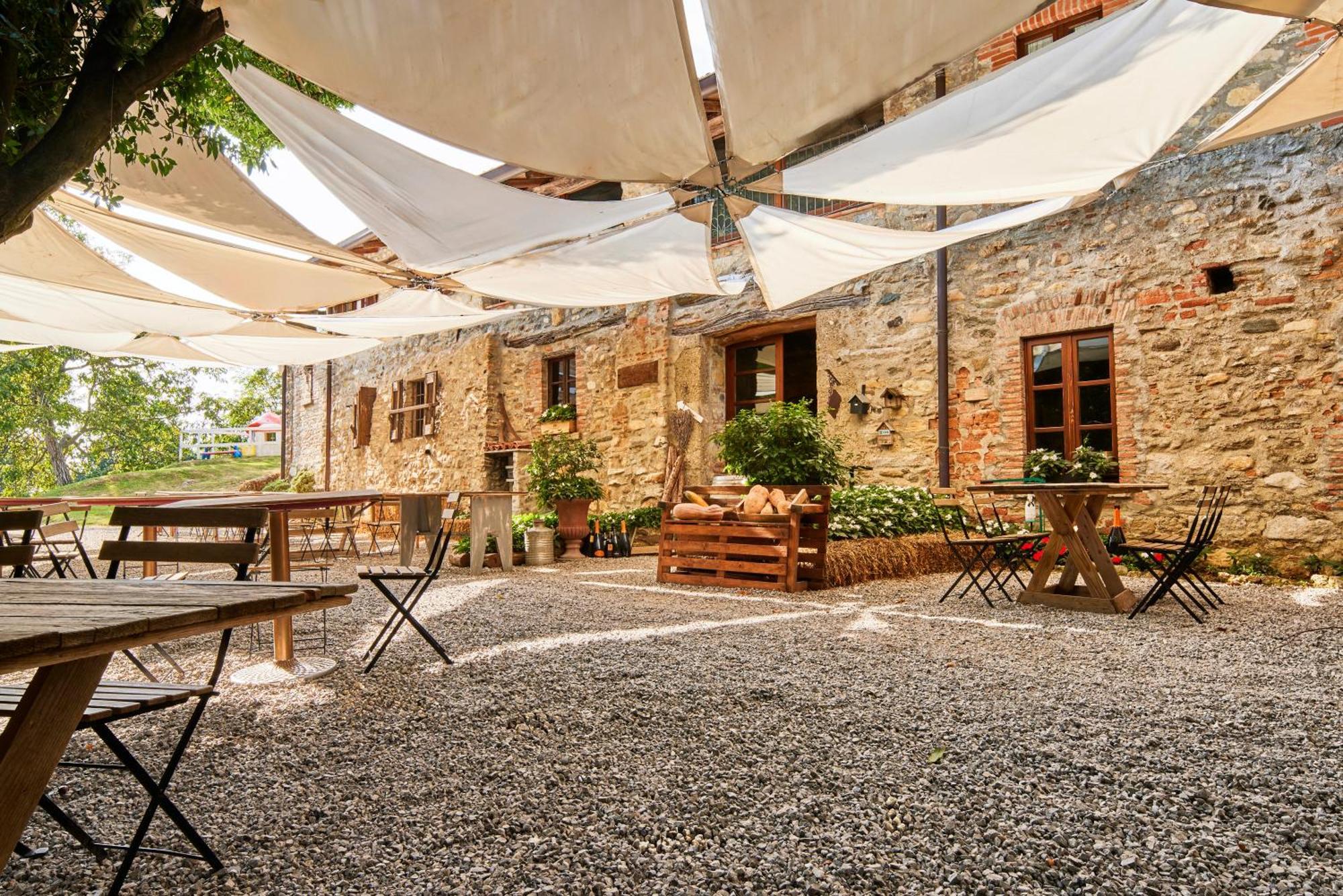 Cascina Mirandola Farm stay